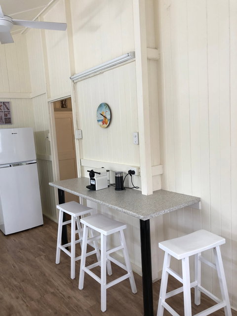 Daggoombah Holiday House - Brisbane Tourism 8