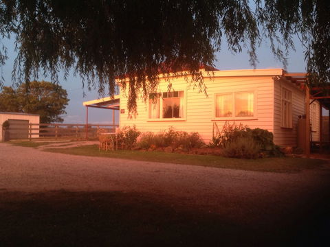 Fairview Bed And Breakfast Cottage - Brisbane 4u 1