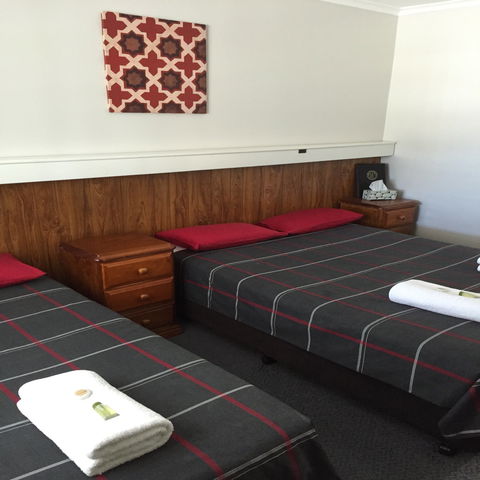 Glenrowan Kelly Country Motel - Tourism Brisbane 1