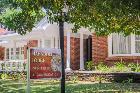 HAHNDORF LODGE - Brisbane Tourism 3