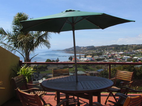 High On Penguin - Tourism Brisbane 0