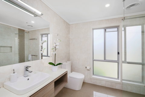 Ironbark Hill Villas - Tourism Brisbane 7