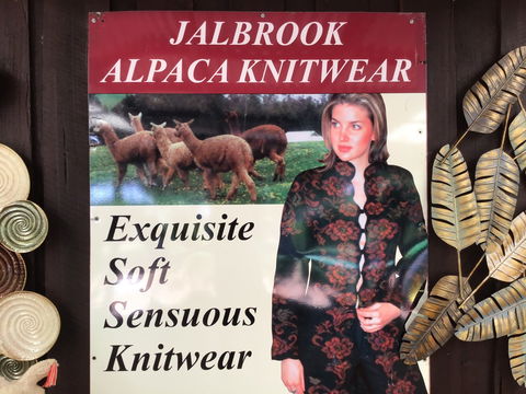 Jalbrook  Estate-  Cottages,Alpacas,Gallery & Function Centre - Brisbane 4u 2