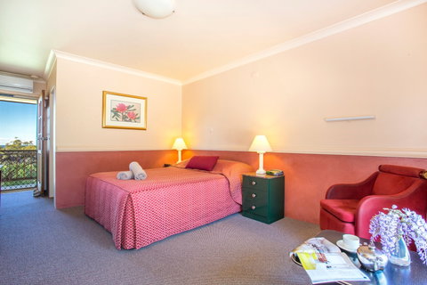Milton Village Motel - Tourism Brisbane 1