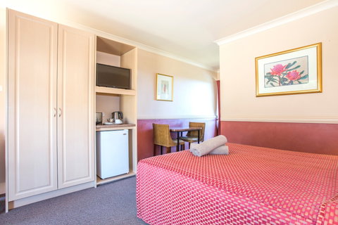 Milton Village Motel - Tourism Brisbane 2
