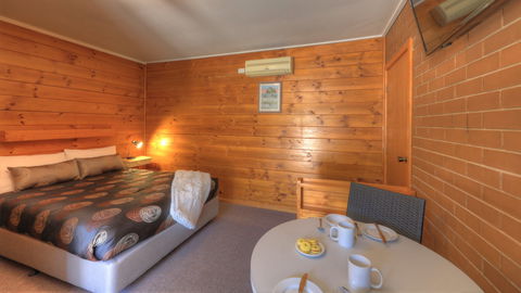 Paruna Motel - Brisbane Tourism 5