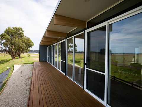 Pelican Point Sanctuary - Tourism Brisbane 0
