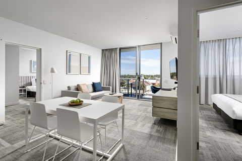Quest Midland - Brisbane 4u 0
