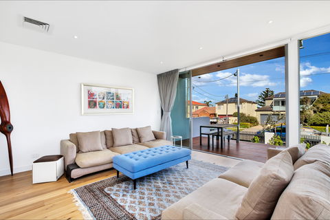 Stunning Luxury Home - Brisbane 4u 4