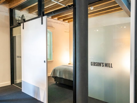 Sullivans Cove Apartments - Gibsons Mill - Tourism Brisbane 5