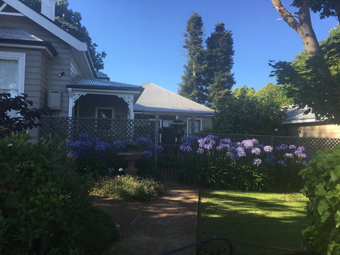 The Old Manse Bed And Breakfast - Tourism Brisbane 0