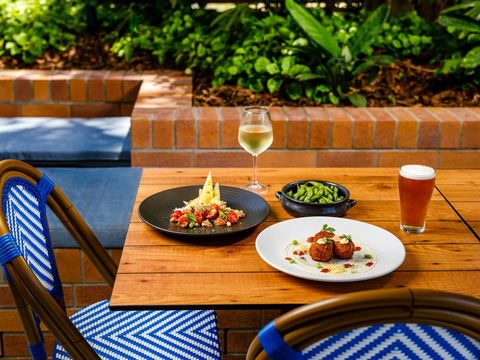 The Waterloo Bay Hotel - Brisbane 4u 7