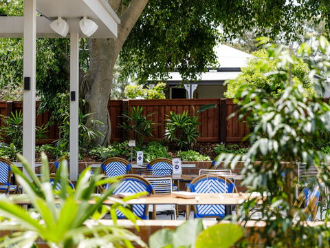 The Waterloo Bay Hotel - Brisbane 4u 9