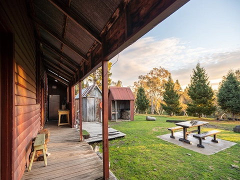 The Pines Cottage - Tourism Brisbane 2