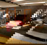 Thiele House Retreat - Tourism Brisbane