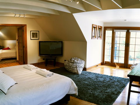 Thiele House Retreat - Tourism Brisbane 5