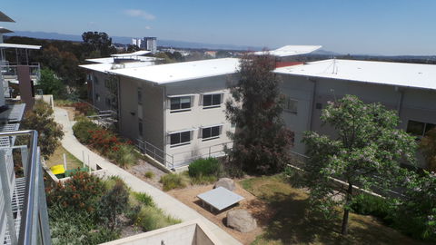 University Of Canberra Village - Brisbane 4u 1