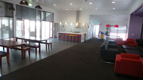 University Of Canberra Village - Brisbane 4u 9