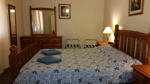 About Town Cottages - Blue Gum And Blue Bush Cottages - Brisbane Tourism 0