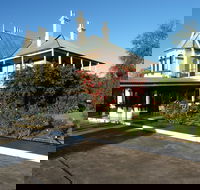 Airlie House Motor Inn - Brisbane 4u