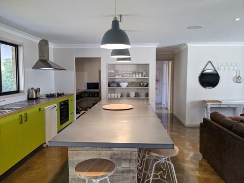 Aloha - Brisbane Tourism 2