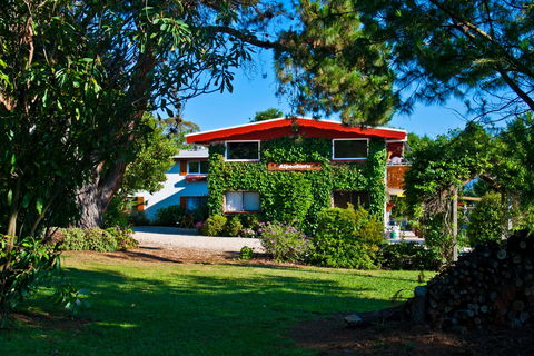 Alpenhorn Holiday Units - Brisbane 4u 0