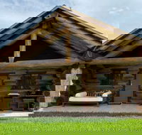 Amarina Farm Stay and Gardens - Tourism Brisbane