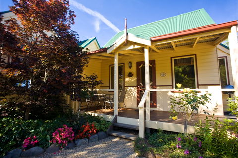 Autumn Abode Cottages - Brisbane 4u 1
