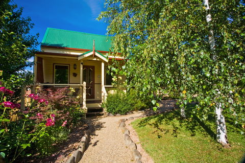 Autumn Abode Cottages - Brisbane 4u 2