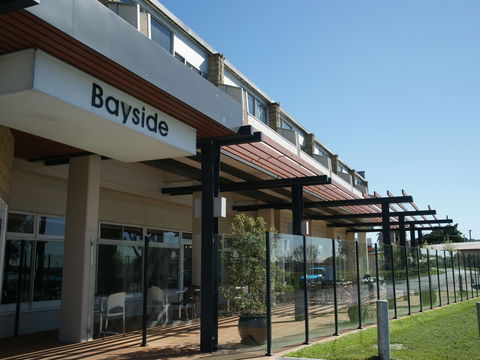 Bayside Inn St Helens - Tourism Brisbane 0