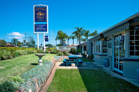 Colonial Terrace Motor Inn And Terrace Brasserie - Tourism Brisbane 0