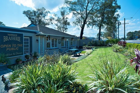Colonial Terrace Motor Inn And Terrace Brasserie - Tourism Brisbane 2