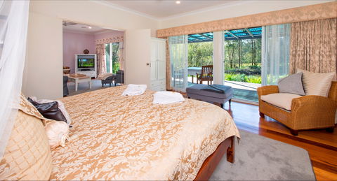 Crystal Creek Meadows Luxury Cottages And Spa Retreat - Brisbane 4u 2