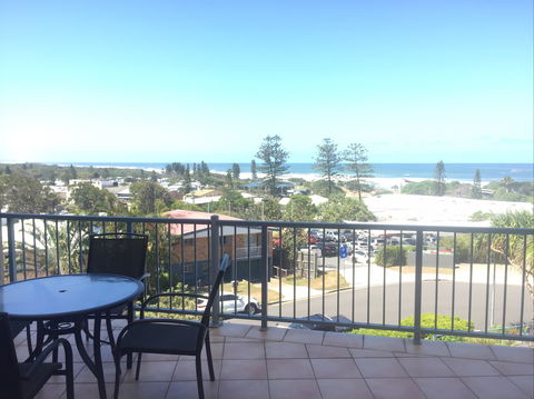 Endless Summer Resort Coolum Beach - Tourism Brisbane 1