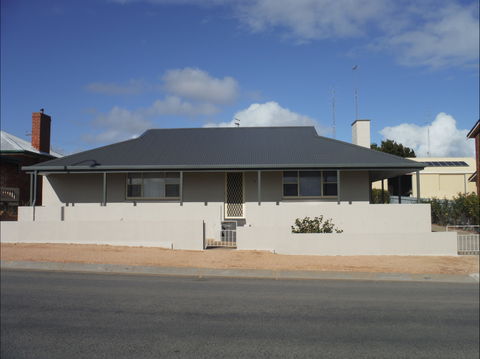 Jetty Views - Tourism Brisbane 0