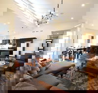 Lomandra Retreat - Tourism Brisbane