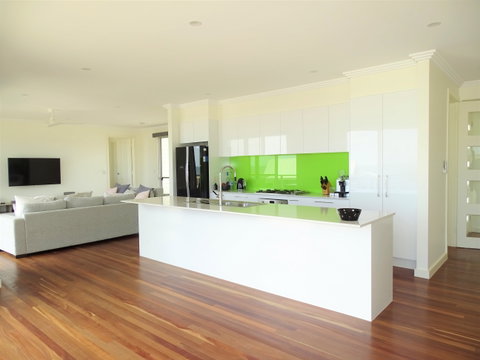 Mare E Amici - Tourism Brisbane 1