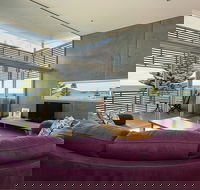 New York Loft Style Waterfront 3BR Holiday Home - Brisbane 4u