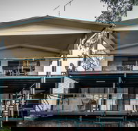 Page Drive Blanchetown  -River Shack Rentals - Tourism Brisbane