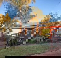 Redgum Village Dandaragan - Tourism Brisbane