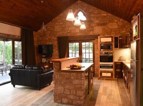 Riverline Cottage - Brisbane 4u 1