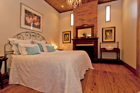 Rose Cottage - Brisbane 4u 1