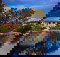 Stonewell Cottages and Vineyards - Brisbane 4u