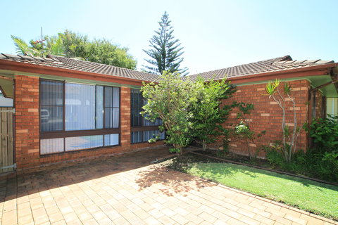 Surfway Holiday Retreat - Brisbane Tourism 0