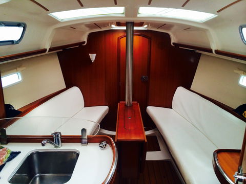 Taylor Made Escapes Accommodation - Tourism Brisbane 1