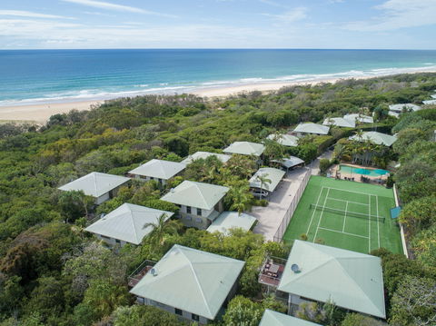 The Retreat Beach Houses - Tourism Brisbane 2