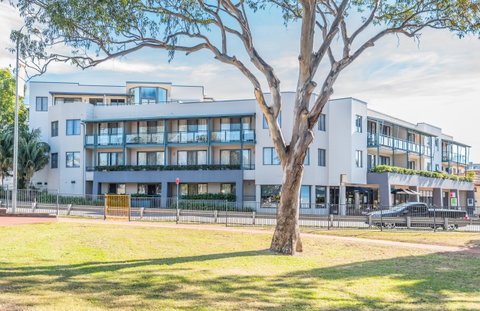 The Brighton Apartments - Tourism Brisbane 0