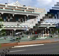Thunderbolt Inn aka The Bottom Pub - Tourism Brisbane