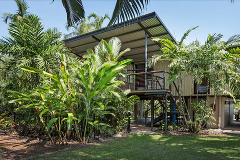 Villa Frangipani - Brisbane Tourism 0
