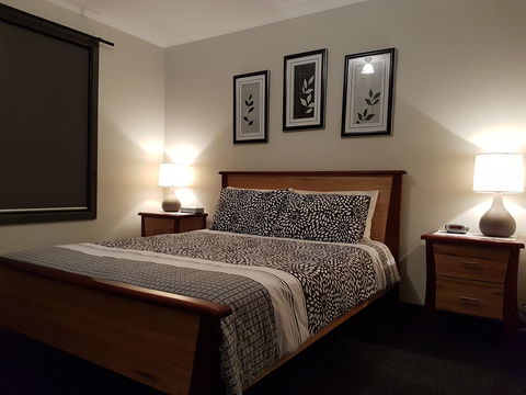 Wudinna Farm View - Brisbane 4u 1